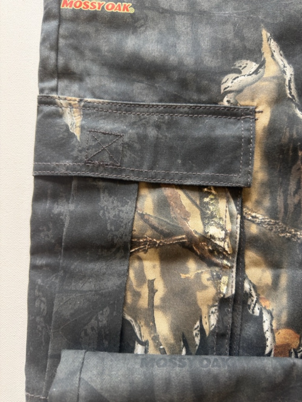 NWT Men's Mossy Oak Camouflage Cargo Pants in Dark Gray and Brown 2XL 44/46 (KB4 - Picture 3 of 8